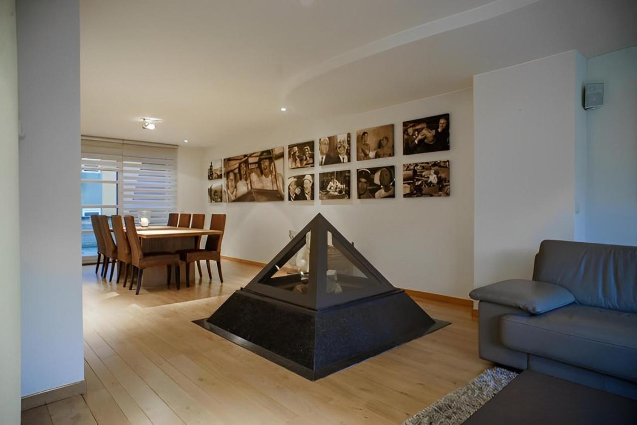 Big And Comfortable Triplex In Knokke Ngoại thất bức ảnh