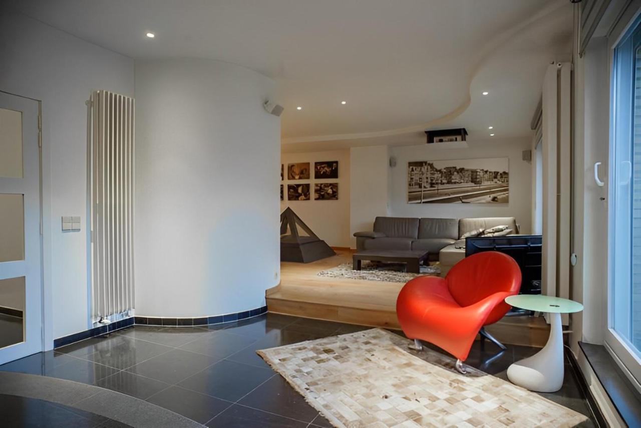 Big And Comfortable Triplex In Knokke Ngoại thất bức ảnh