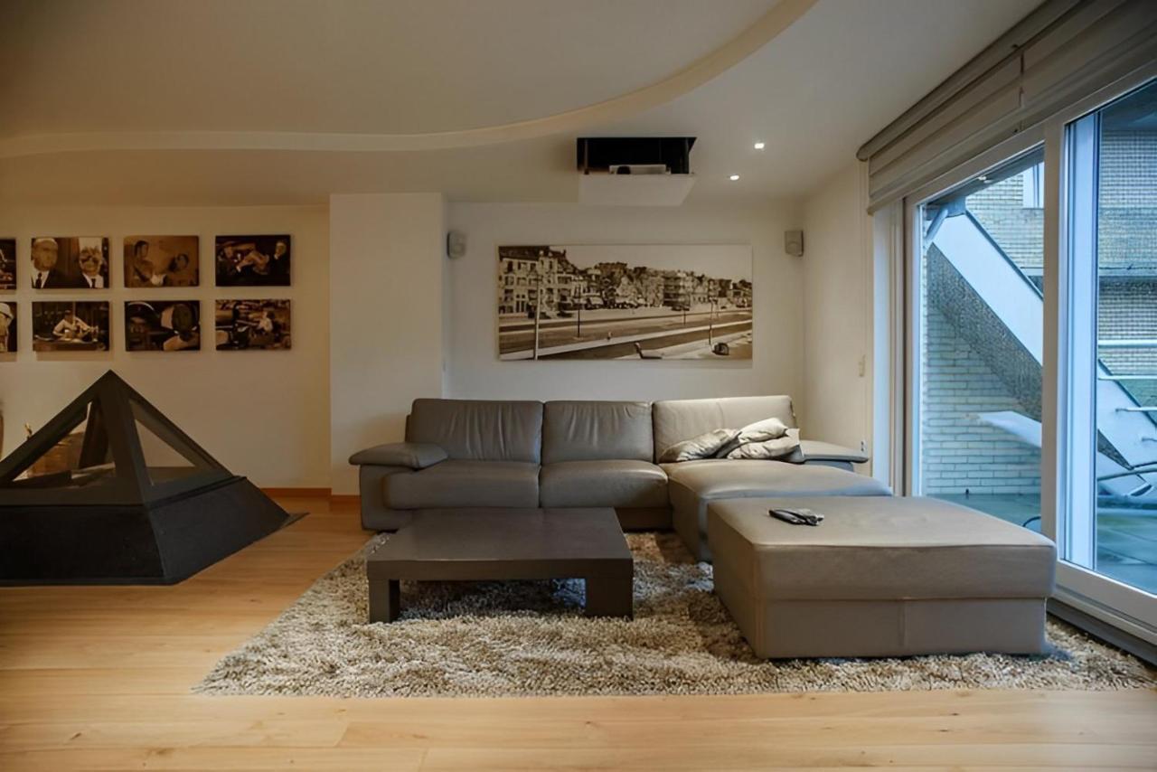Big And Comfortable Triplex In Knokke Ngoại thất bức ảnh