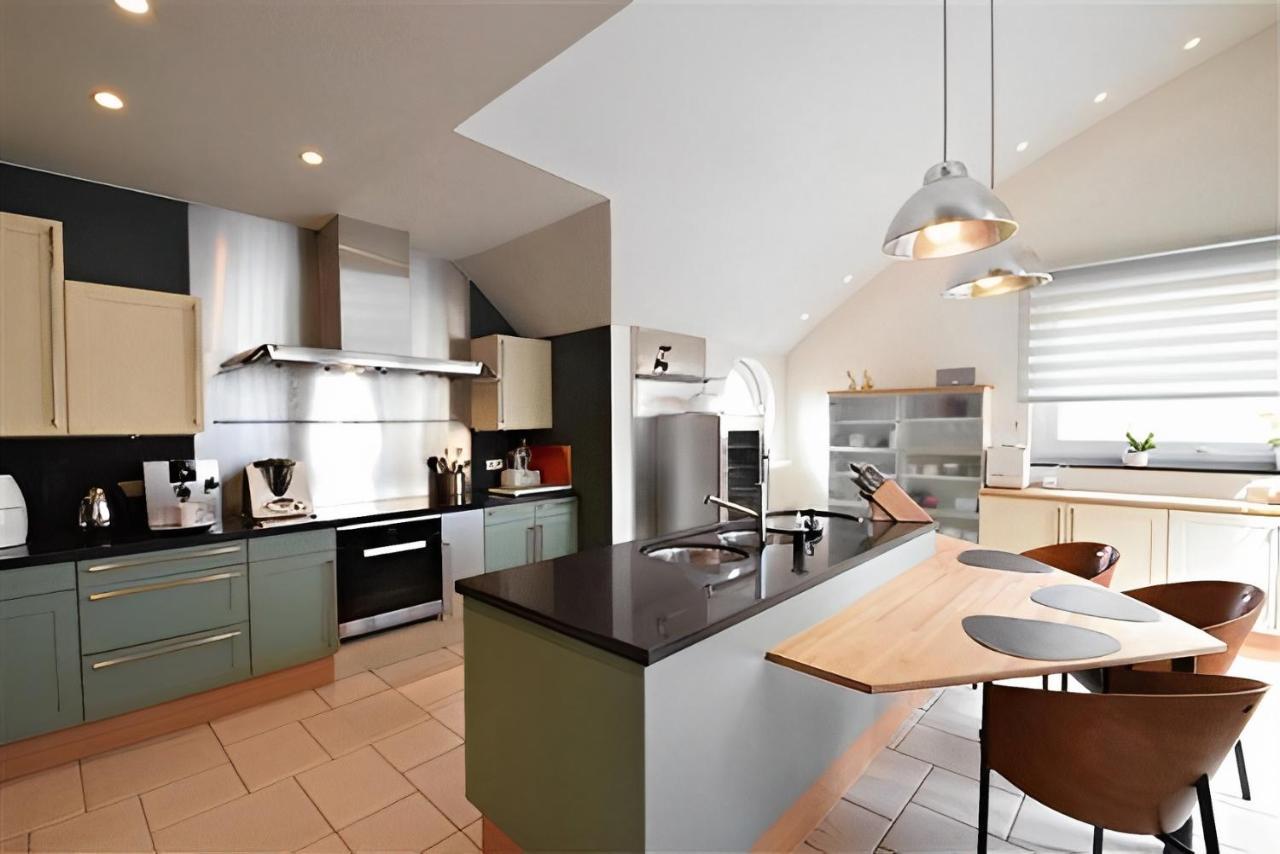 Big And Comfortable Triplex In Knokke Ngoại thất bức ảnh